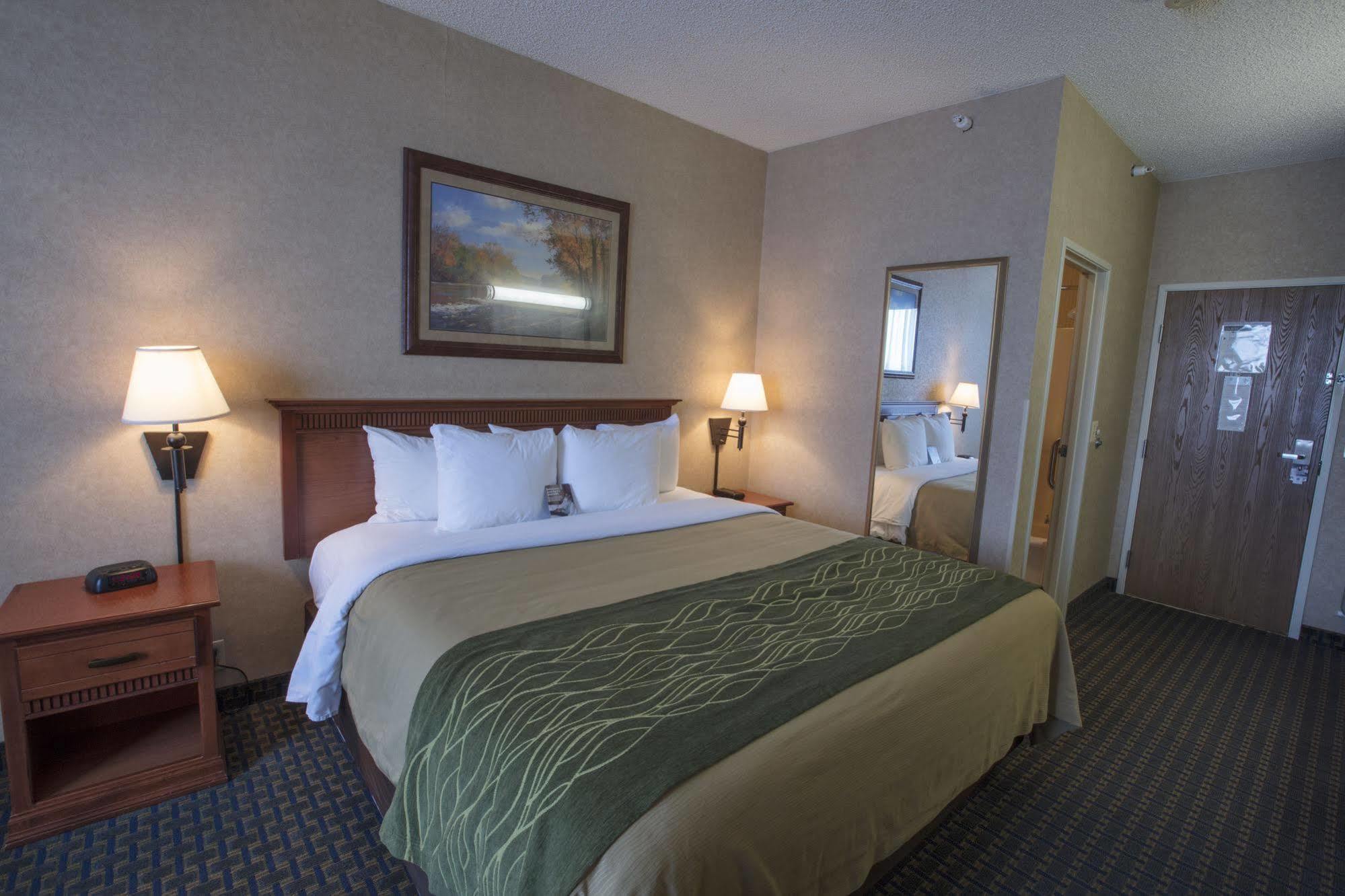 Miles City Hotel Екстер'єр фото